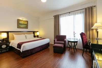 Executive Deluxe Room — Flower Garden Hotel