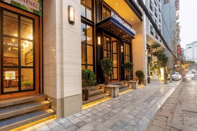 Flower Garden Hotel – Photos 11